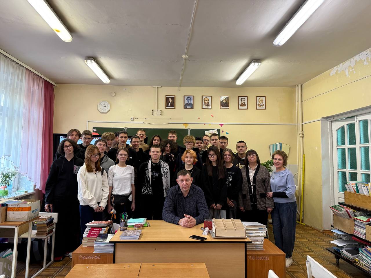 Дневник коллективного  творческого проекта «Технологии меняют жизнь»: творчество и искусственный интеллект