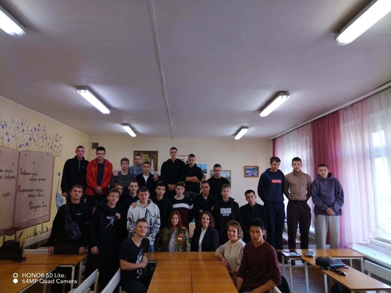 Мы тоже часть нашего народа.....